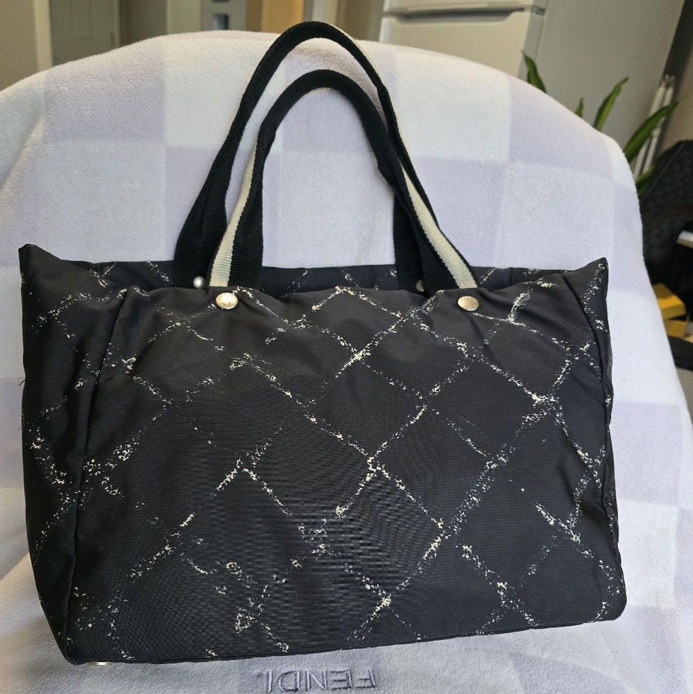 Authentic Chanel cloth Black Tote Bag